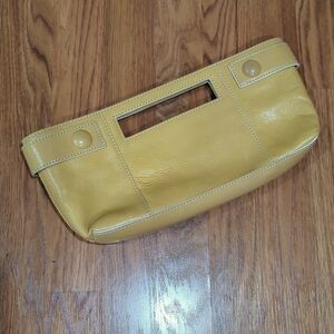 MAXX New York Leather Clutch
